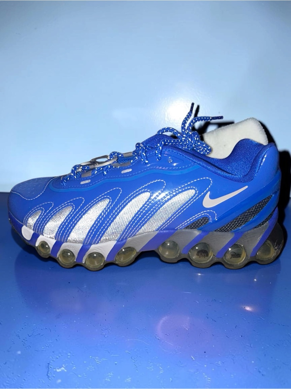 Patta x Nike Air Max Dn8 SP "Game Royal" with extra grey laces